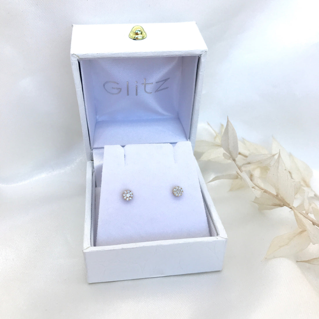 Her Classic Cluster Diamond Studs