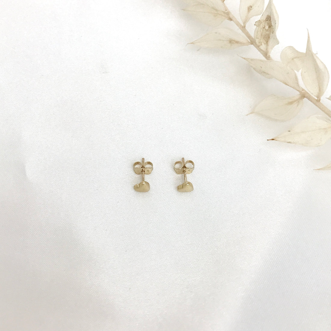 Dolce Heart Studs