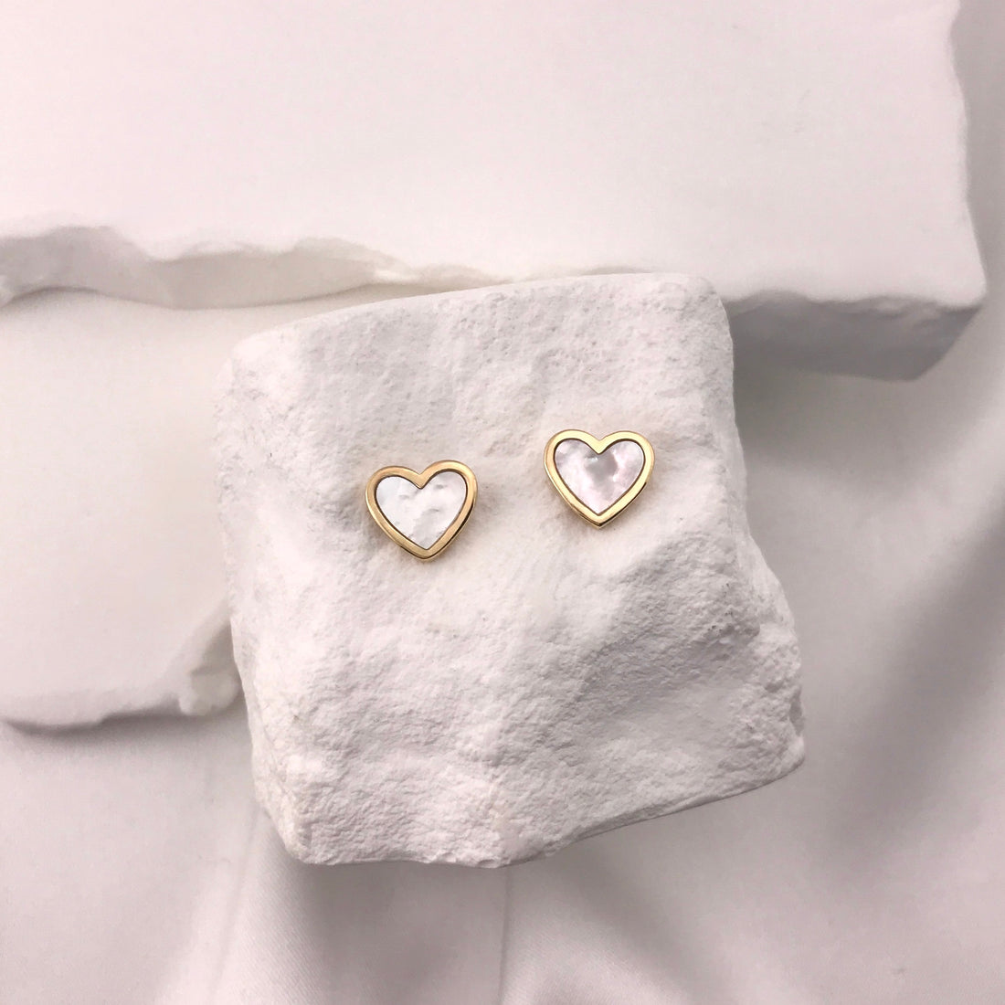 Valentina Mother of Pearl Heart Studs