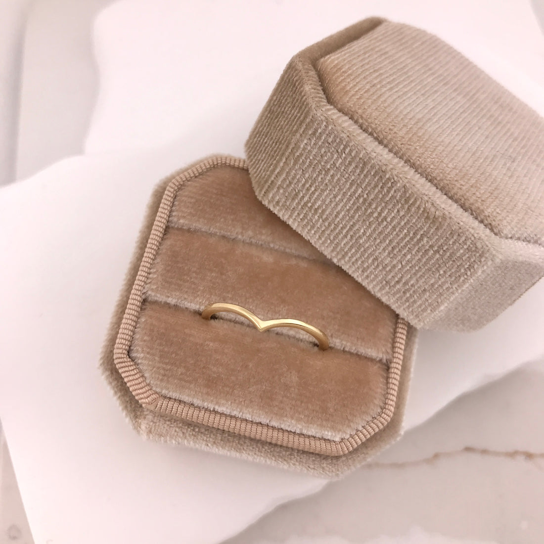 Classy Arrow Ring