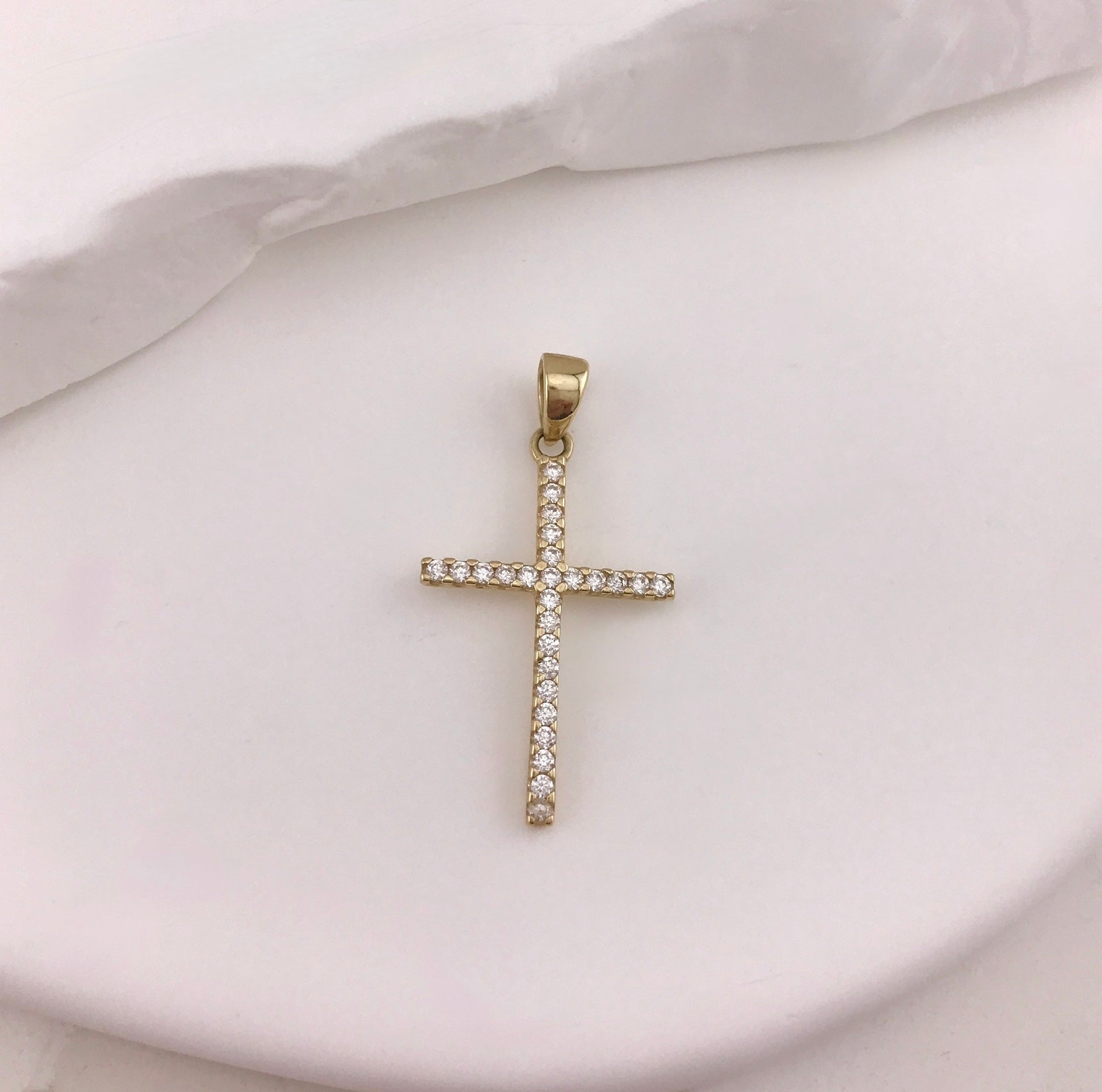 Guardia Cross Pendant