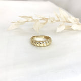 10k Gold Crossiant Ring