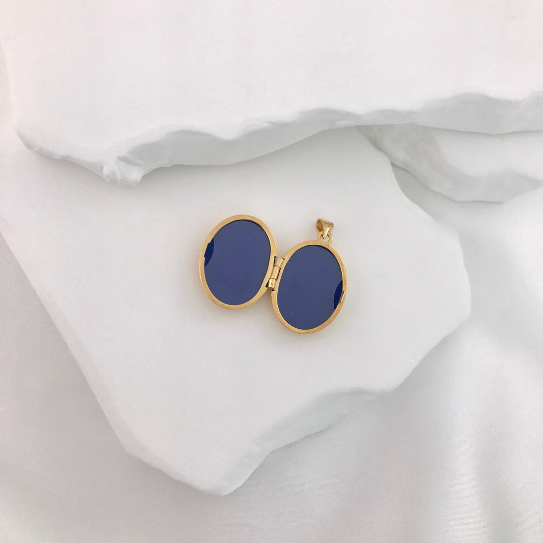 Fancy Oval Locket
