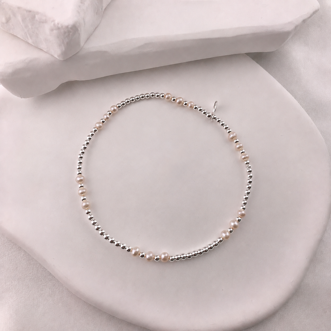 Stella Pearl Stretch Bracelet