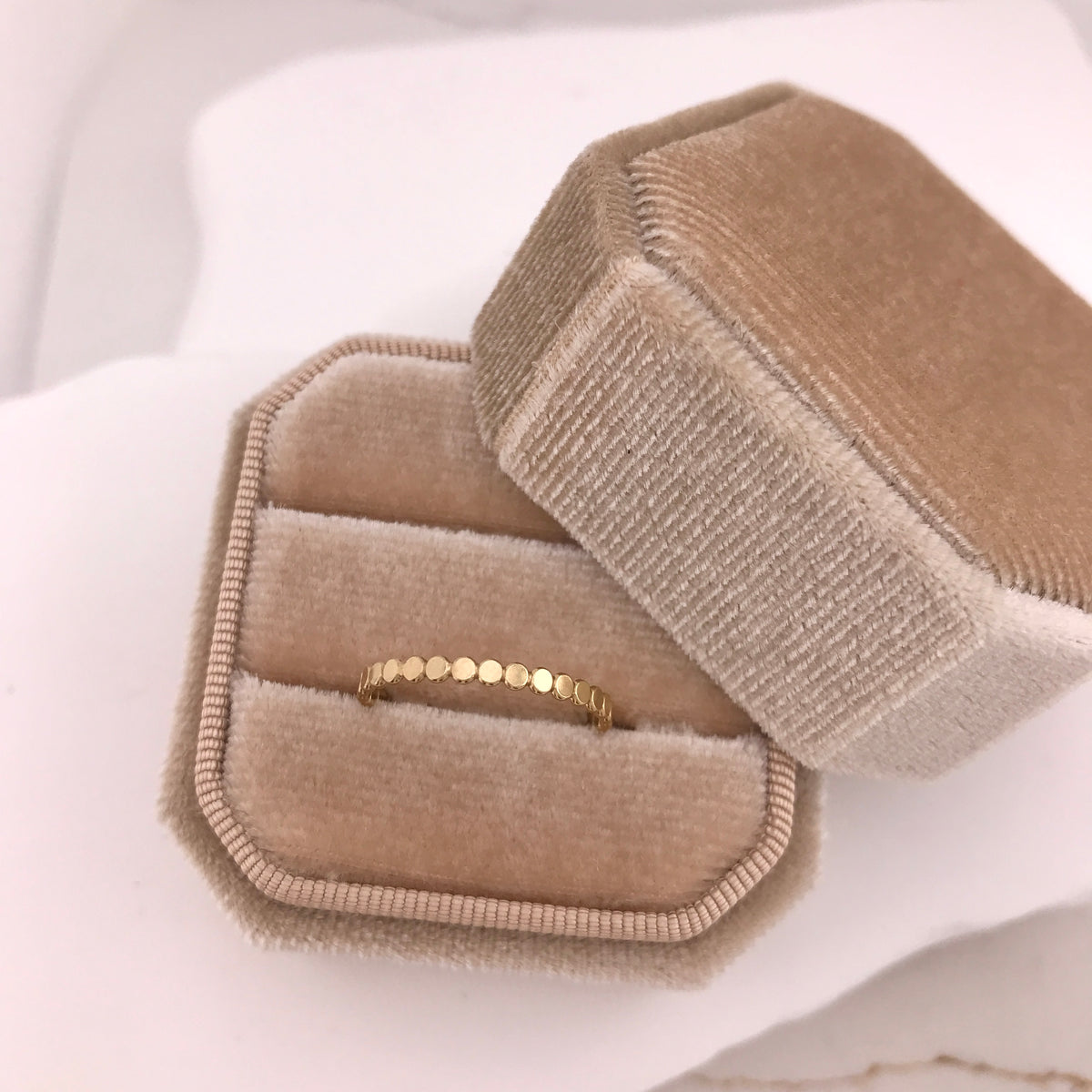 Circin Rings Dainty Circle Ring – Glitz Jewellery Boutique