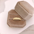 Crossiant Ring