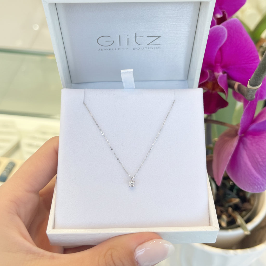 Dainty Natural Diamond Necklace