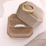 10k Gold Crossiant Ring