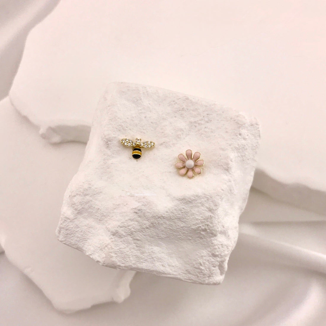Summer Bee Studs