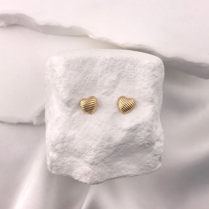 Valentina Ribbed Heart Studs