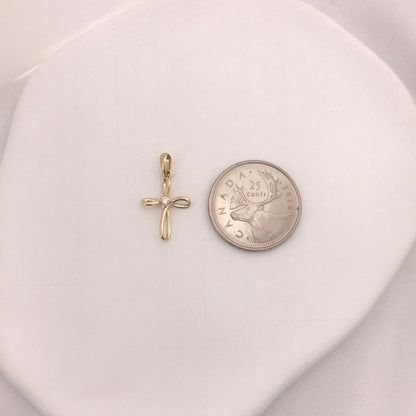 Brilliant Twist Diamond Cross