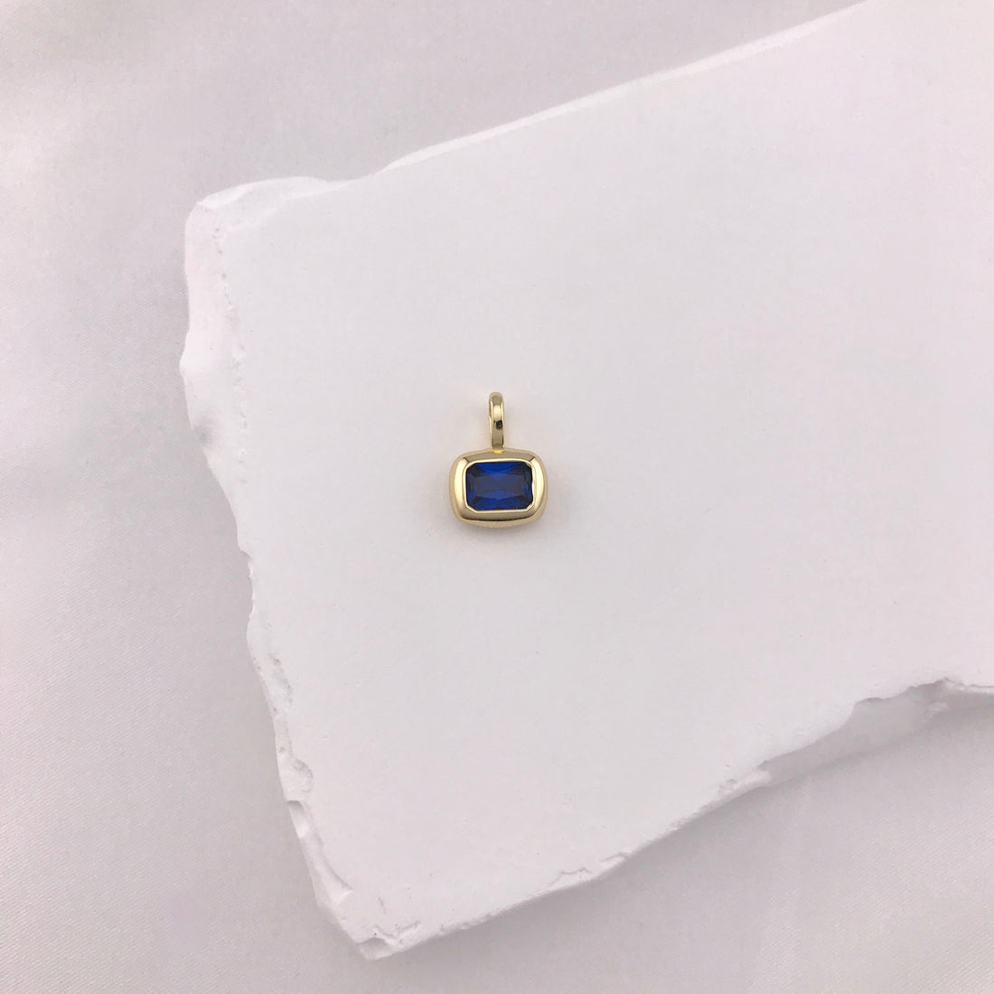 Charm'd Emerald Cut Bezel