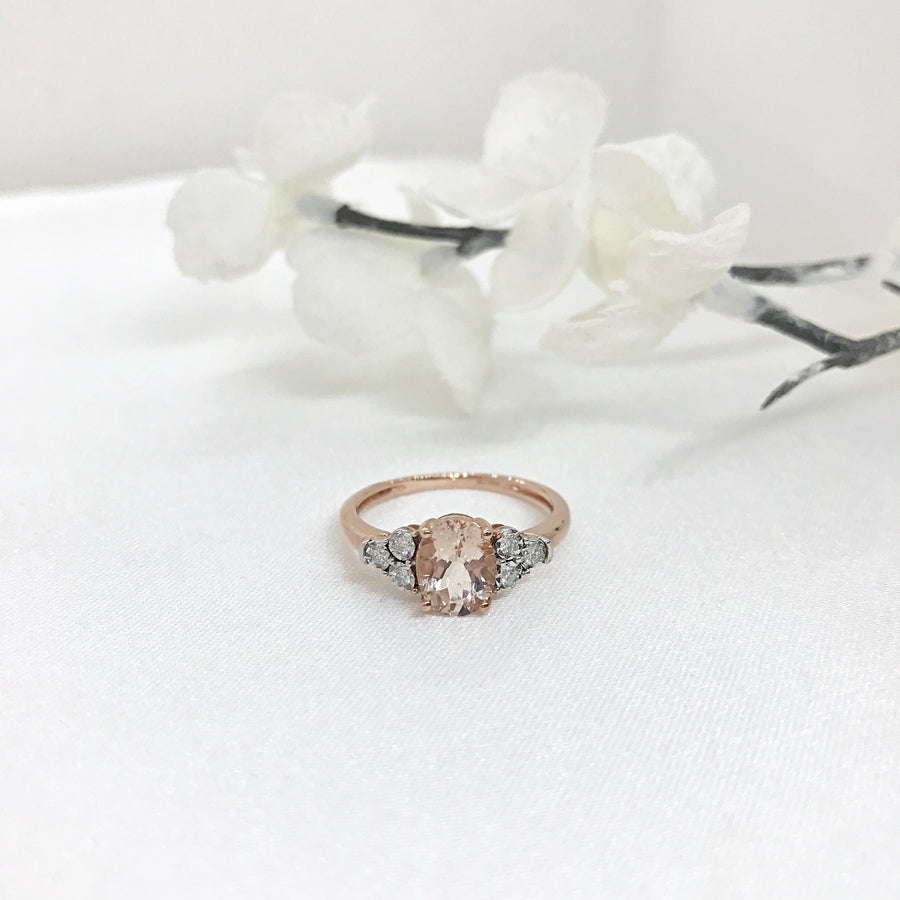 10k Gold Oval Morganite and Diamond Ring